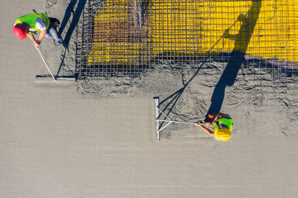 Best Commercial Concrete Contractor  in Escatawpa, MS
